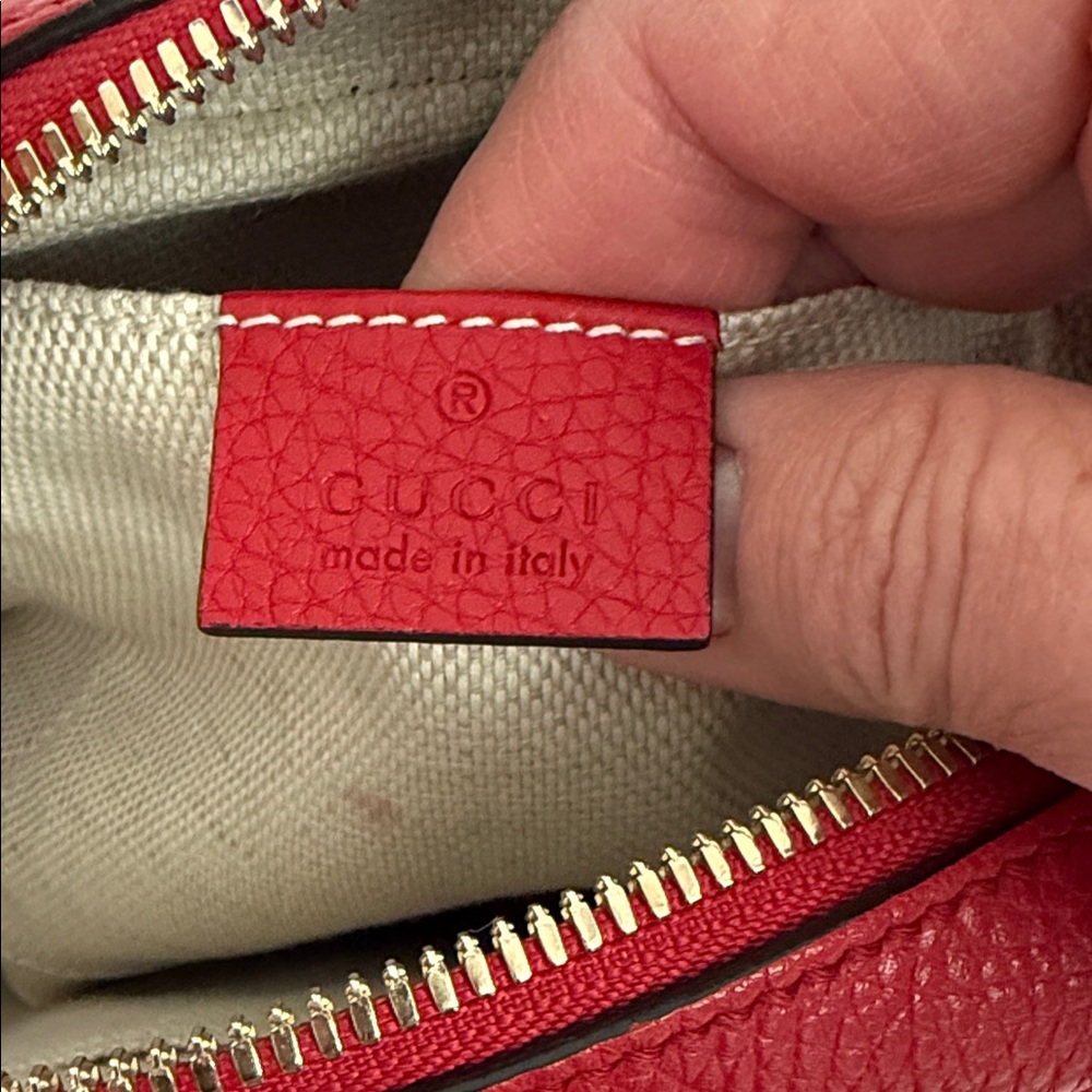 Authentic Gucci Soho Disco Red Pebbled Leather Crossbody w/ Dust Bag - Picture 7 of 15